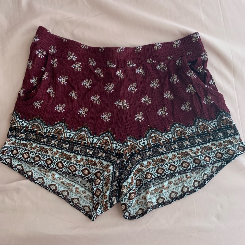Full Tilt flowy shorts